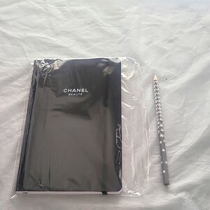 CHANEL Beauté Black and White Notebook With DIOR pencil Brand Nee